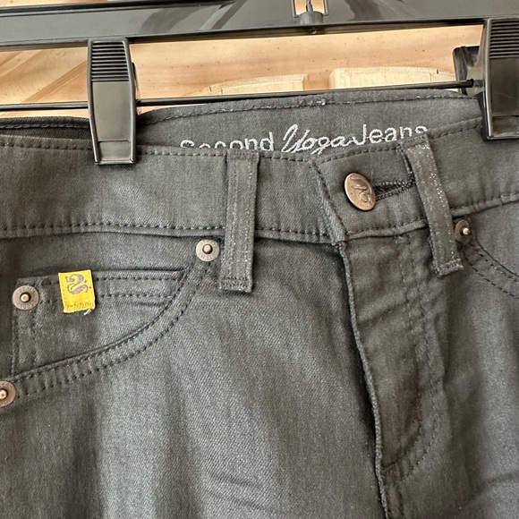 *2/$25 SALE* Second Yoga Skinny Jeans - Picture 3 of 6